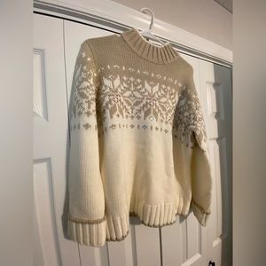 St. John’s Bay Turtleneck - size XL